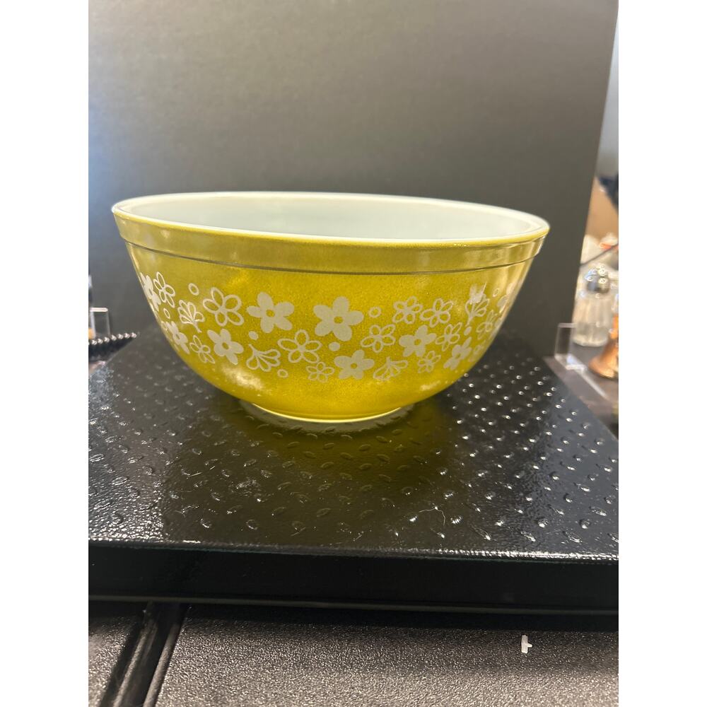 Pyrex crazy Daisy 403